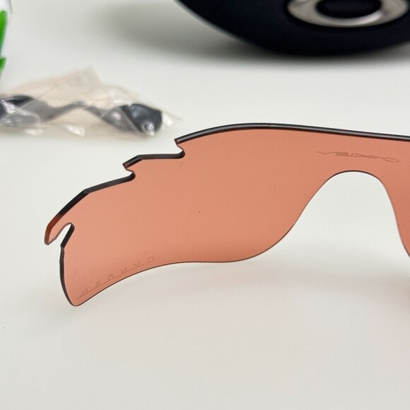 Oakley Sunglasses OO9181-35 Radar Lock Mark Cavendish W/ Case - Picture 10 of 11